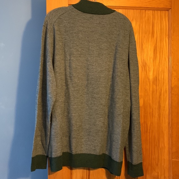 UNTUCKit 1/4 zip men’s sweater - Picture 2 of 5
